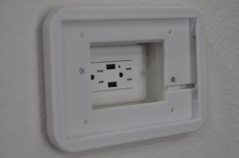 iPad Mini 1 to 5th Generation Tablet Wall Mount - Motifs Etc.