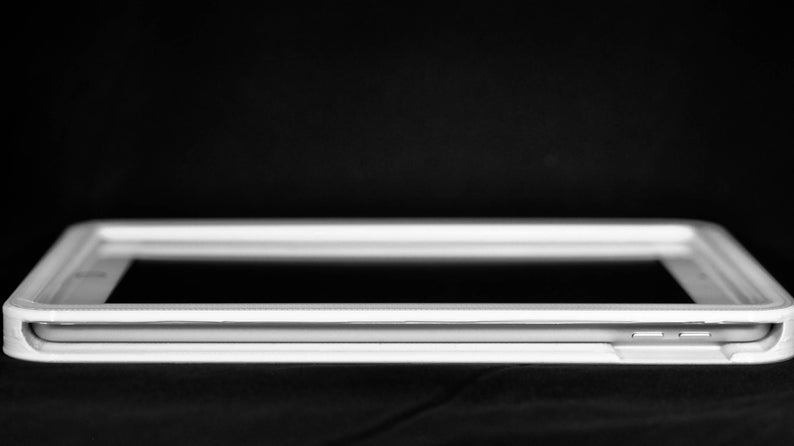 iPad 9.7 5th 6th Generation 2017 2018, iPad Air 1 and 2 Tablet Wall Mount - Motifs Etc.